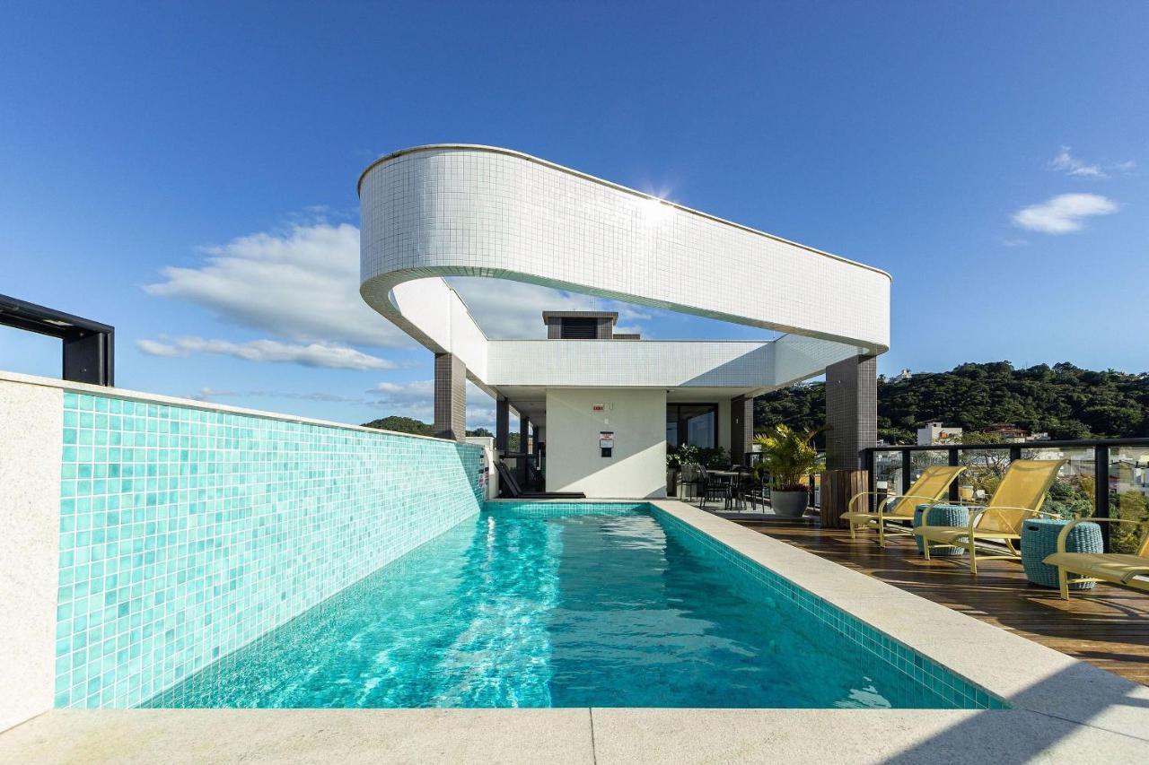 Aion Suites 302 - Lindo Apartamento Com Vista Para O Mar, A 60M Da Praia De Bombinhas, Com Piscina E Academia No Rooftop. Экстерьер фото
